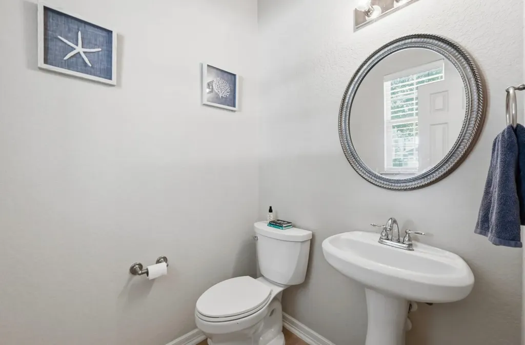 196 Lavender Lane Buda TX 78610