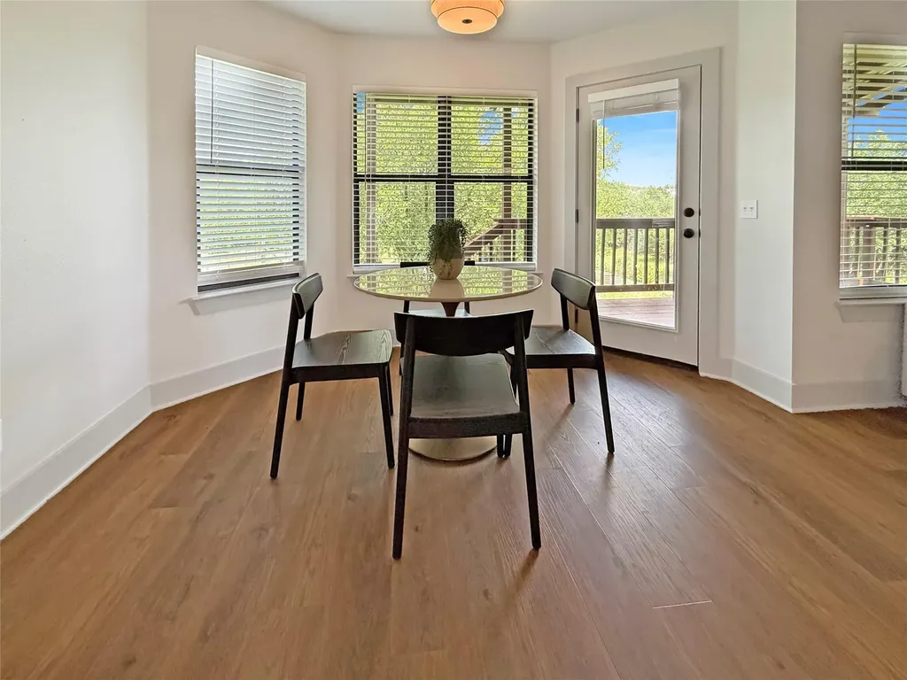 10102 Twin Lake Loop Dripping Springs TX 78620