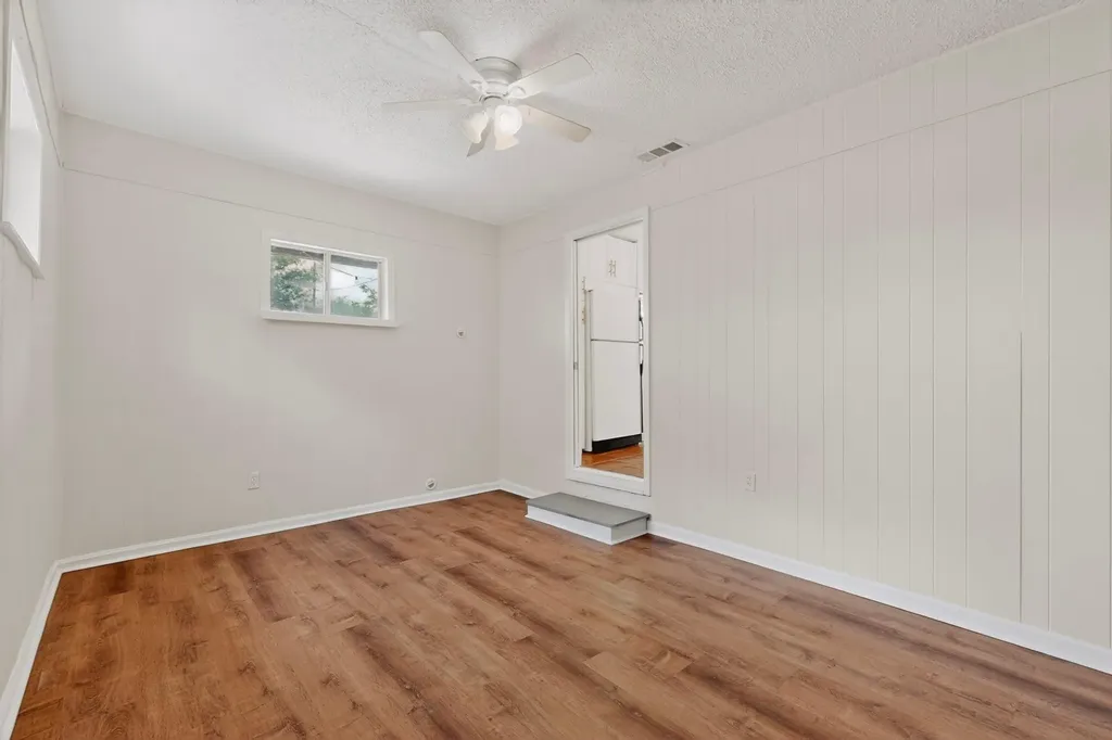 1421 Berene Avenue Austin TX 78721