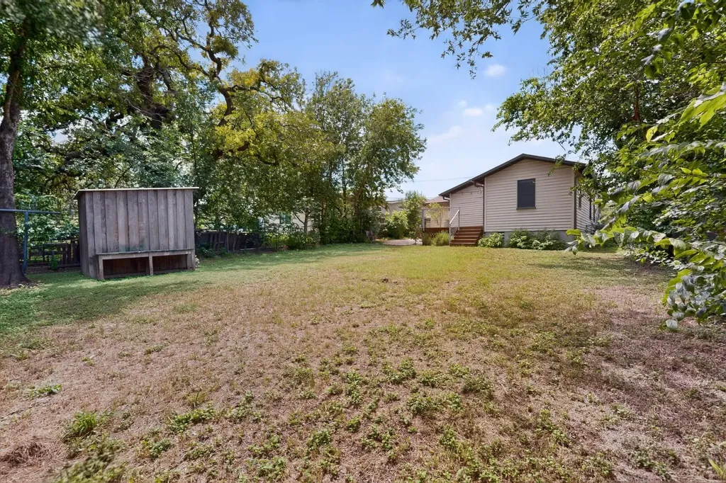 1421 Berene Avenue Austin TX 78721