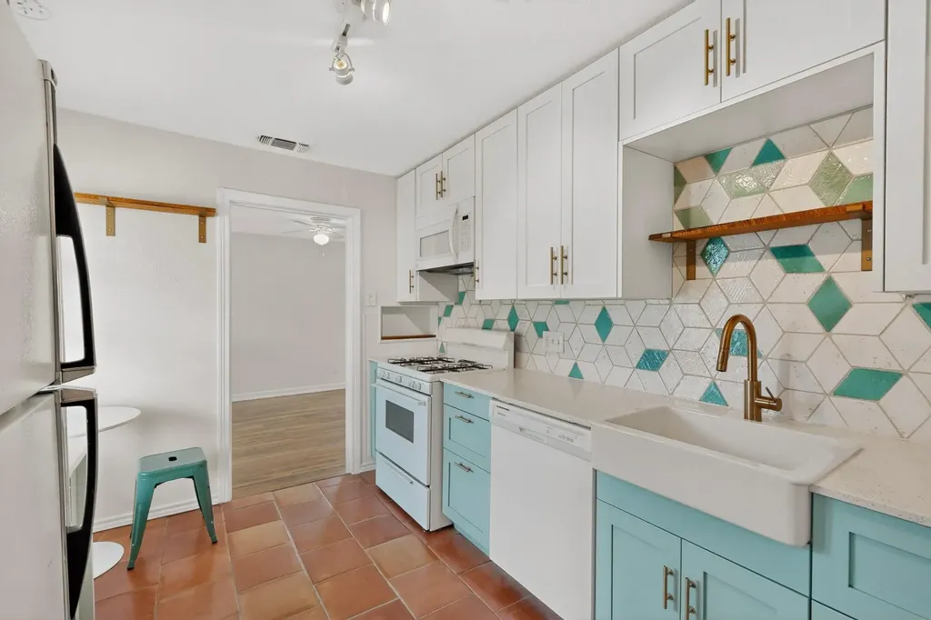 1421 Berene Avenue Austin TX 78721