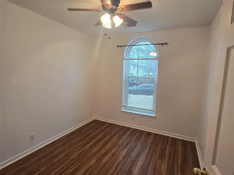 103 Hummingbird Court Cedar Creek TX 78612