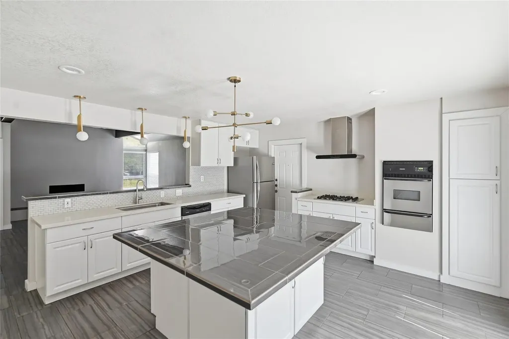 5503 Basswood Lane Austin TX 78723