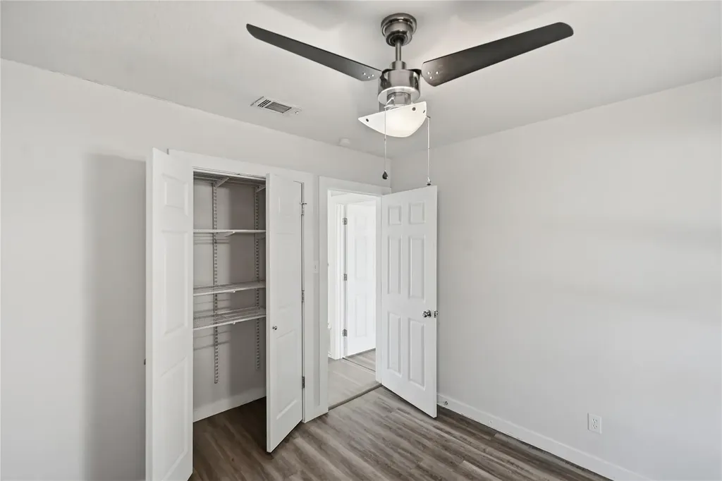 5503 Basswood Lane Austin TX 78723