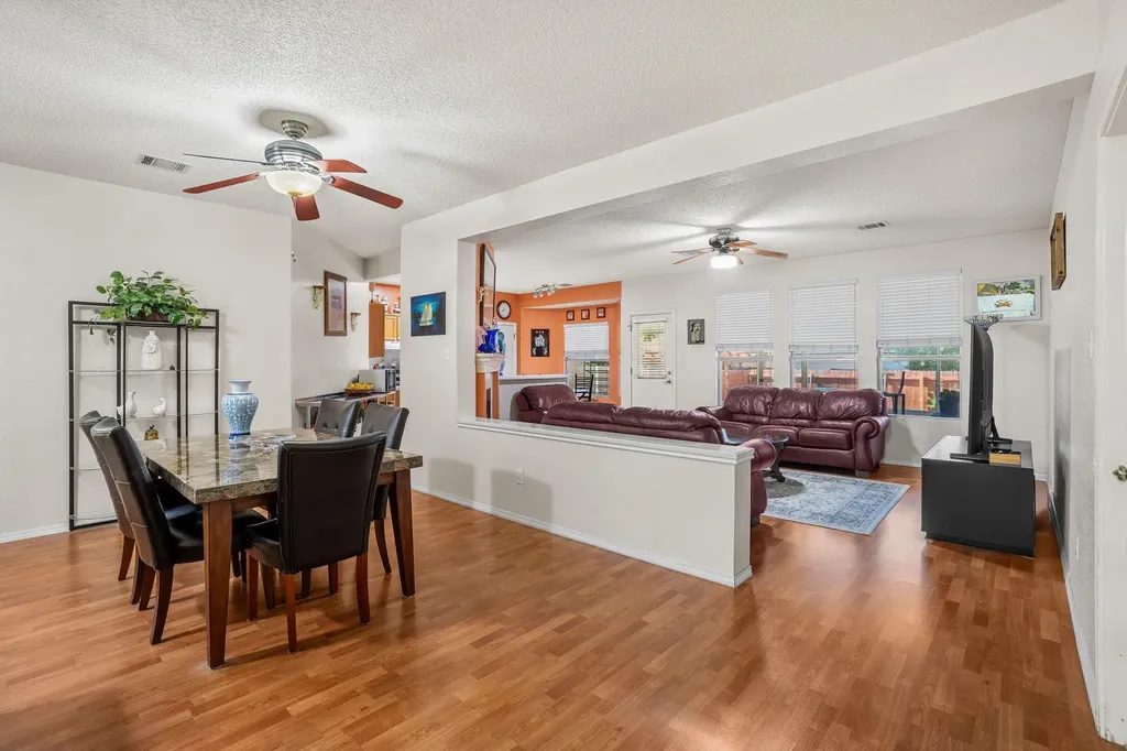 1121 Black Locust Drive Pflugerville TX 78660