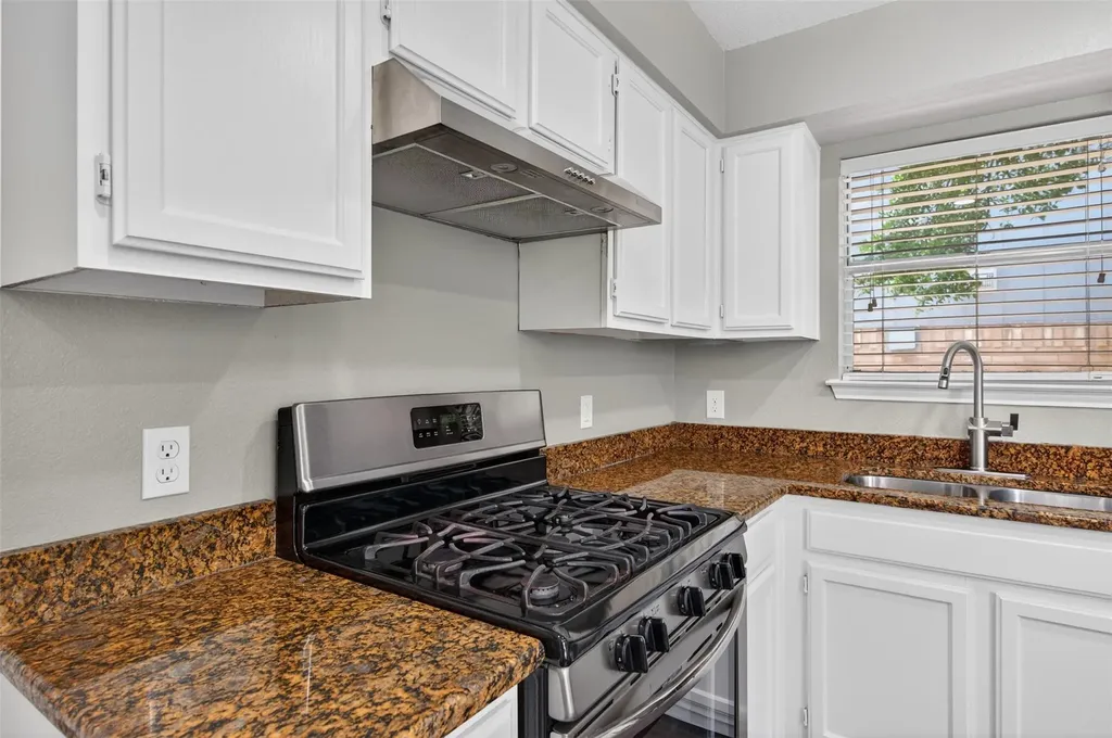 7601 Windrush Drive Austin TX 78729