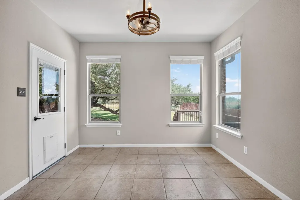 21721 Agarito Lane Spicewood TX 78669