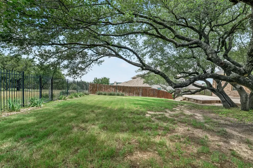 21721 Agarito Lane Spicewood TX 78669