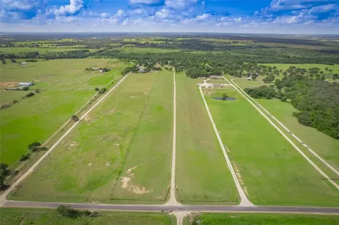 1650 County Road 439 Thorndale TX 76577