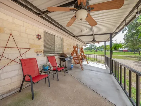 1650 County Road 439 Thorndale TX 76577