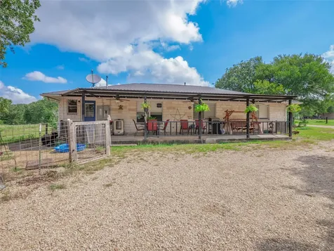 1650 County Road 439 Thorndale TX 76577