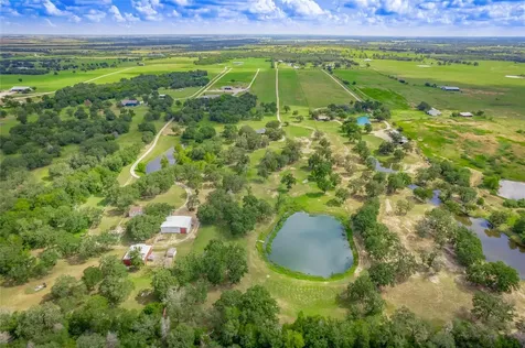 1650 County Road 439 Thorndale TX 76577