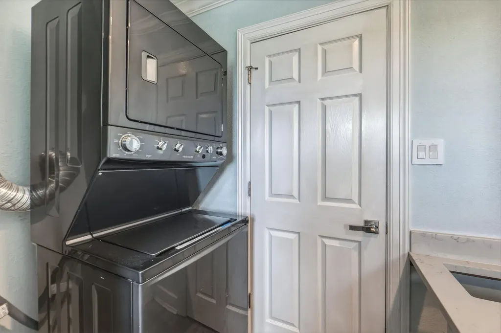 5007 Evidence Cove Spicewood TX 78669