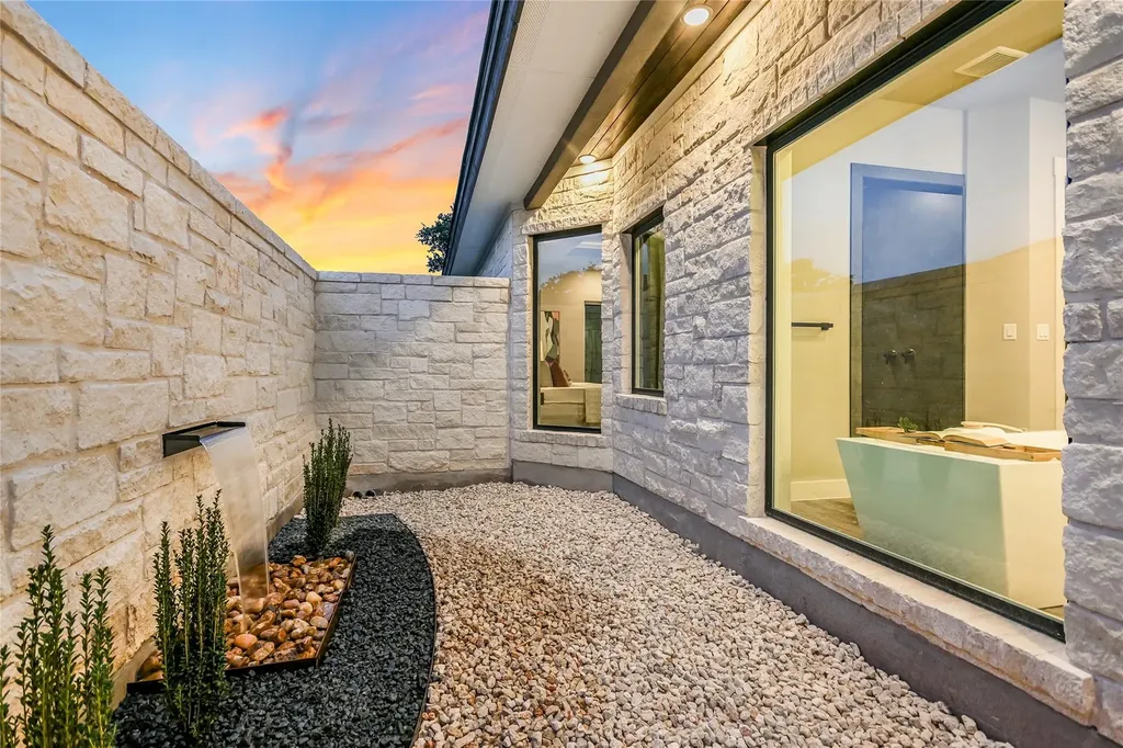 305 Shady Tree Drive Georgetown TX 78633