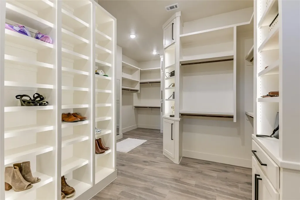 305 Shady Tree Drive Georgetown TX 78633