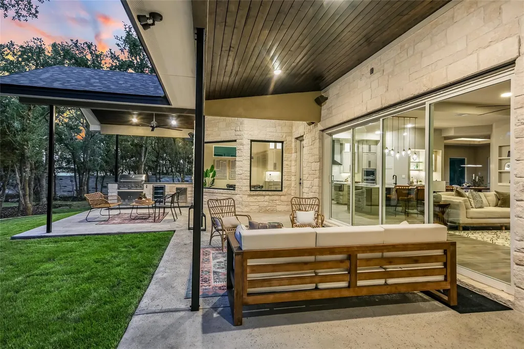 305 Shady Tree Drive Georgetown TX 78633