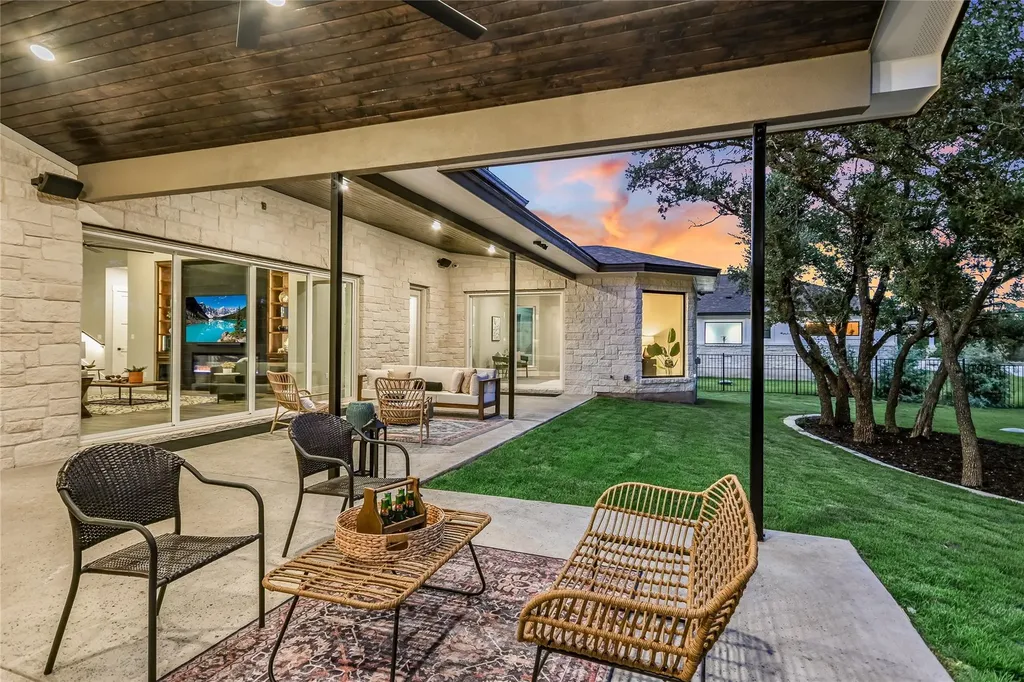 305 Shady Tree Drive Georgetown TX 78633