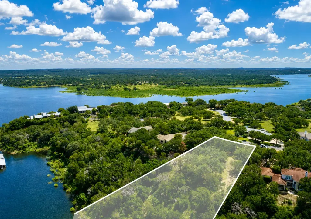 2802 Marina Shores Drive Spicewood TX 78669