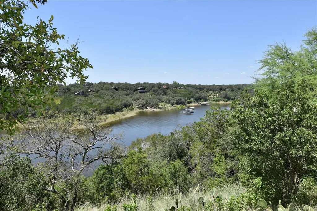 2802 Marina Shores Drive Spicewood TX 78669