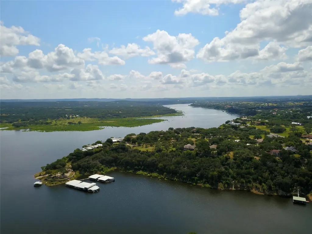 2802 Marina Shores Drive Spicewood TX 78669