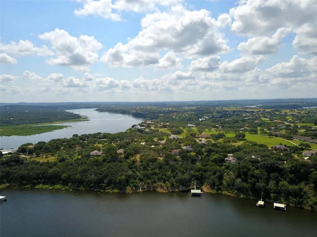 2802 Marina Shores Drive Spicewood TX 78669