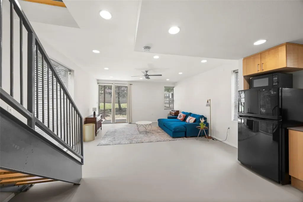 1305 Chestnut Avenue Austin TX 78702