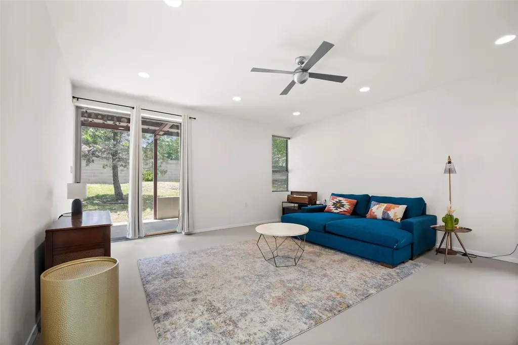 1305 Chestnut Avenue Austin TX 78702