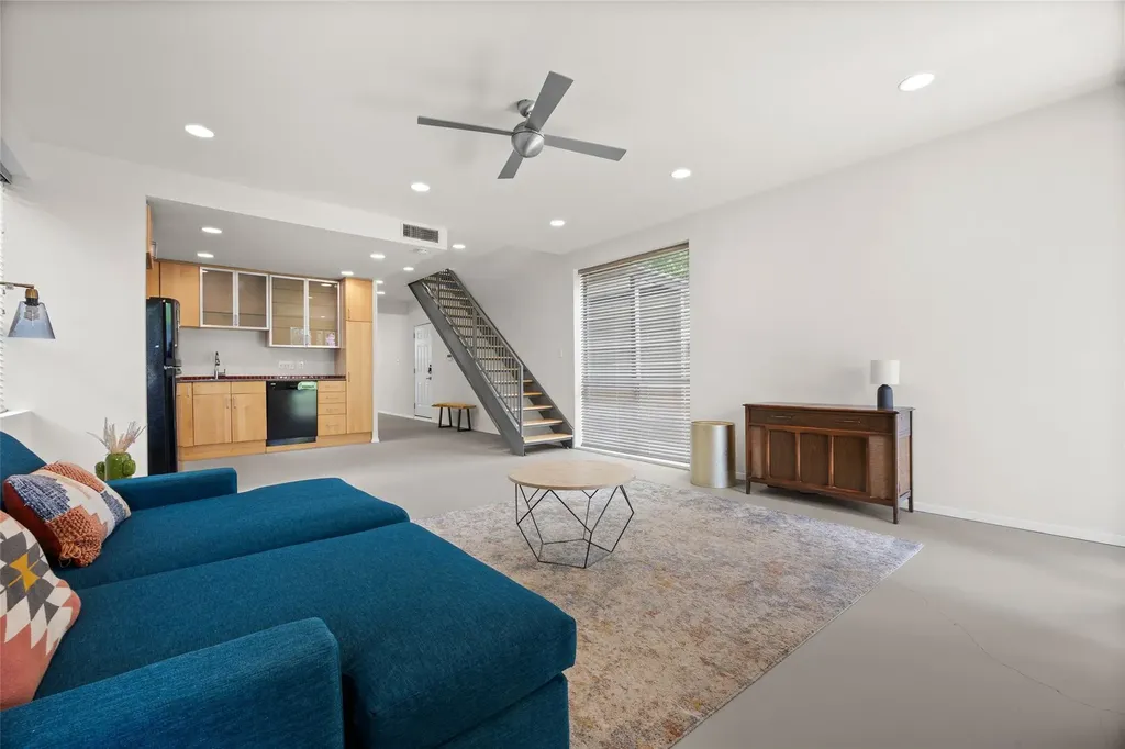1305 Chestnut Avenue Austin TX 78702