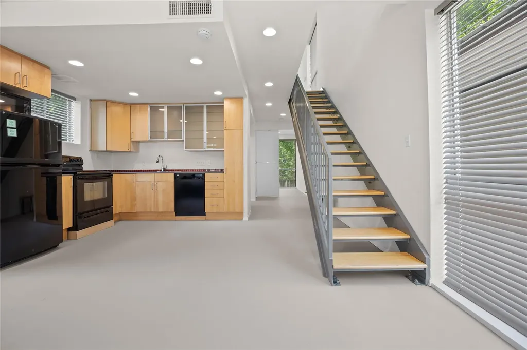 1305 Chestnut Avenue Austin TX 78702