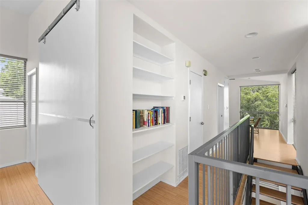 1305 Chestnut Avenue Austin TX 78702