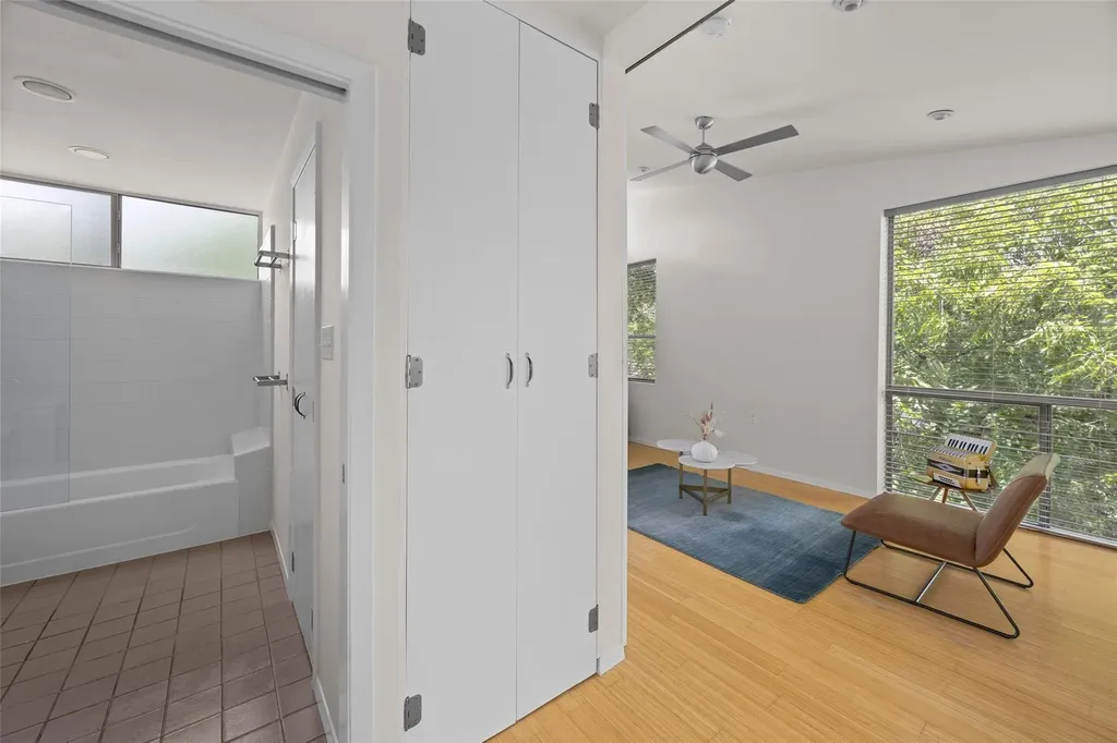 1305 Chestnut Avenue Austin TX 78702