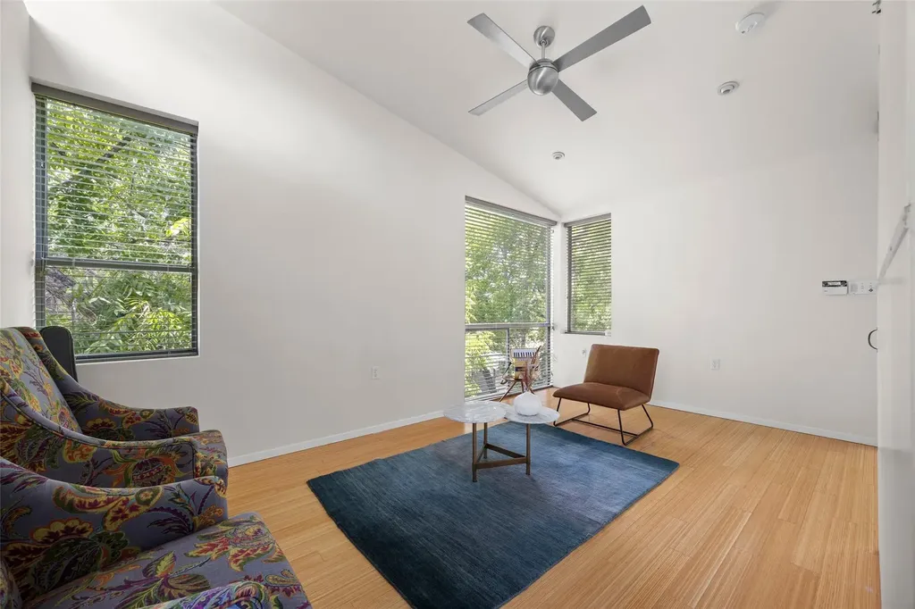1305 Chestnut Avenue Austin TX 78702