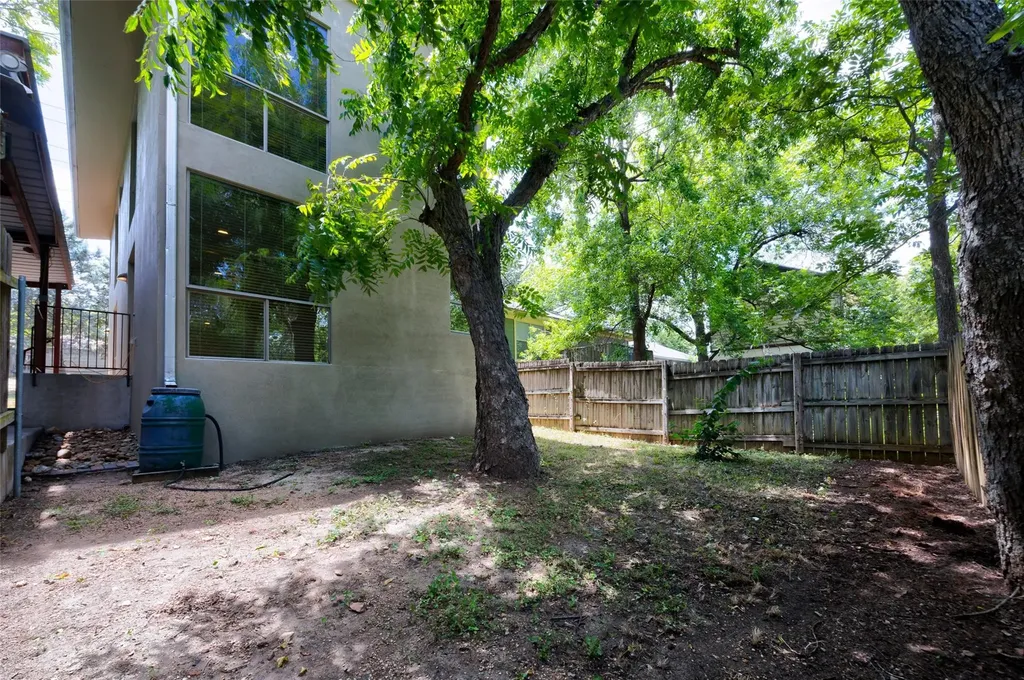 1305 Chestnut Avenue Austin TX 78702