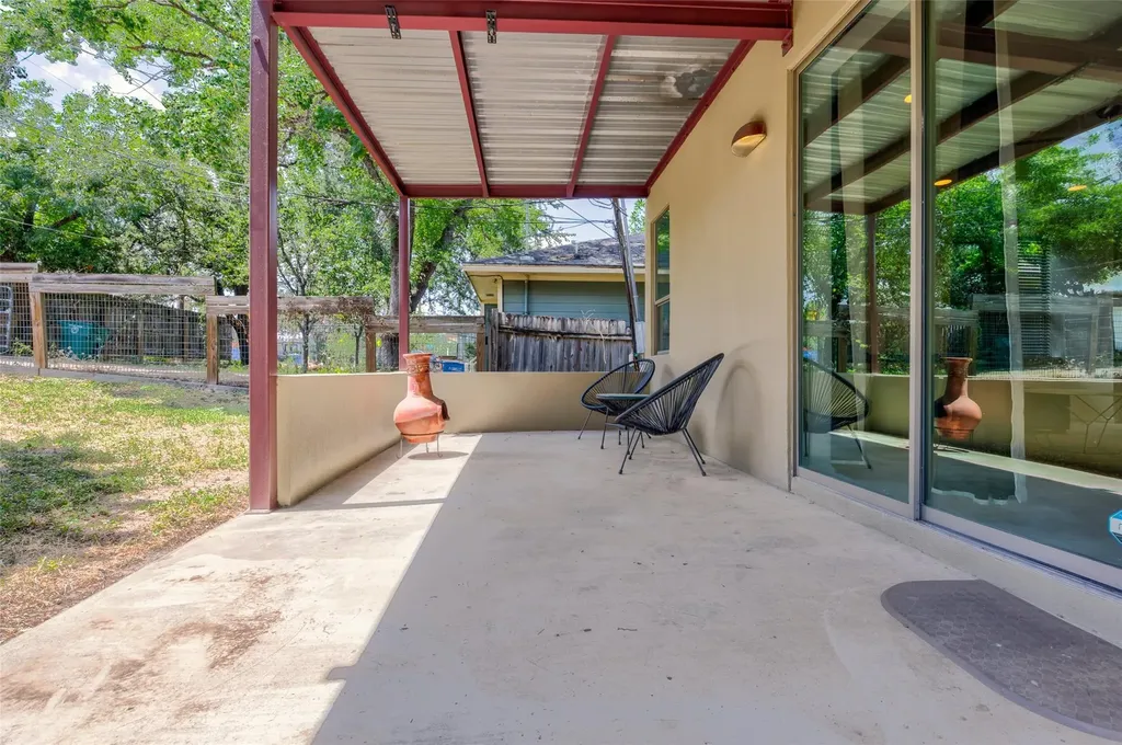 1305 Chestnut Avenue Austin TX 78702