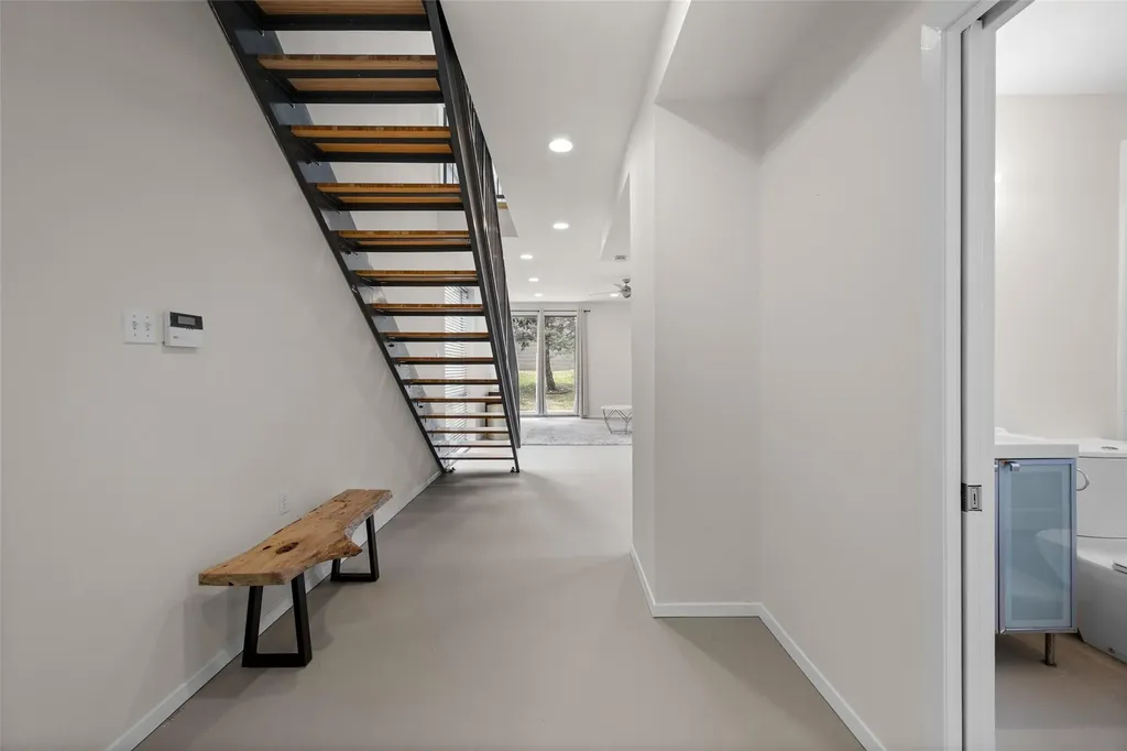 1305 Chestnut Avenue Austin TX 78702