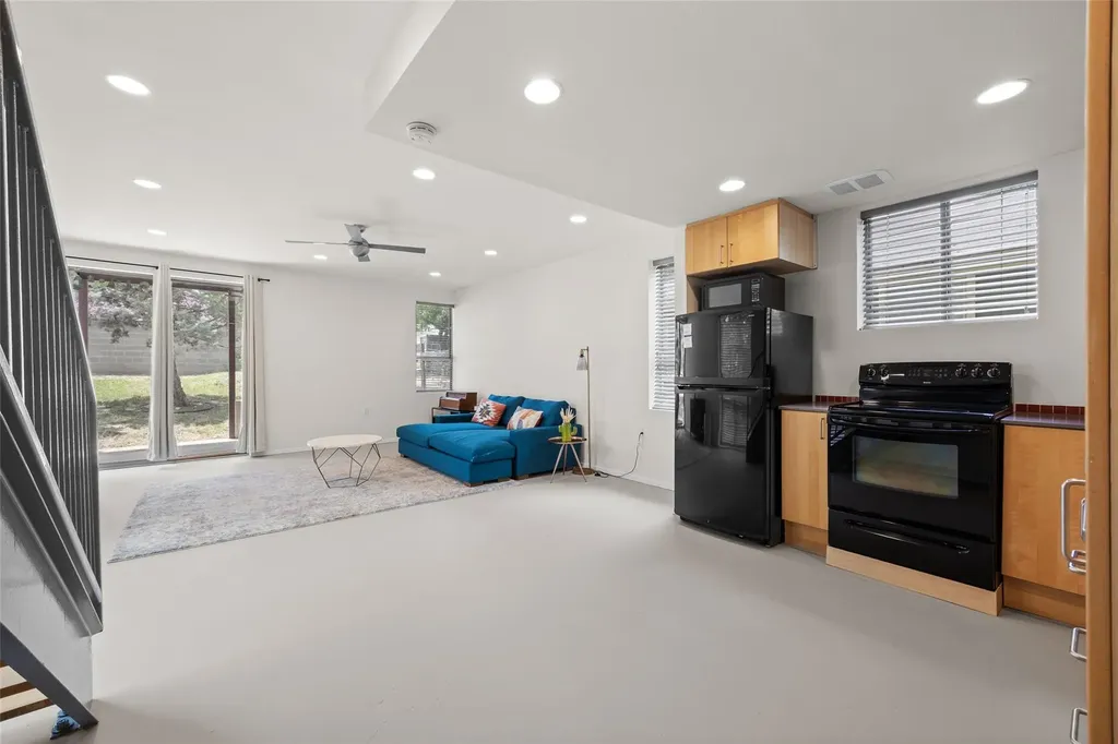 1305 Chestnut Avenue Austin TX 78702