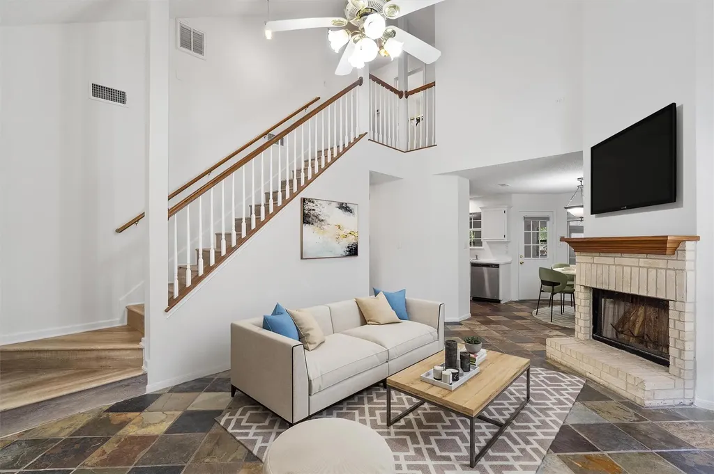 2307 Davis Street Taylor TX 76574