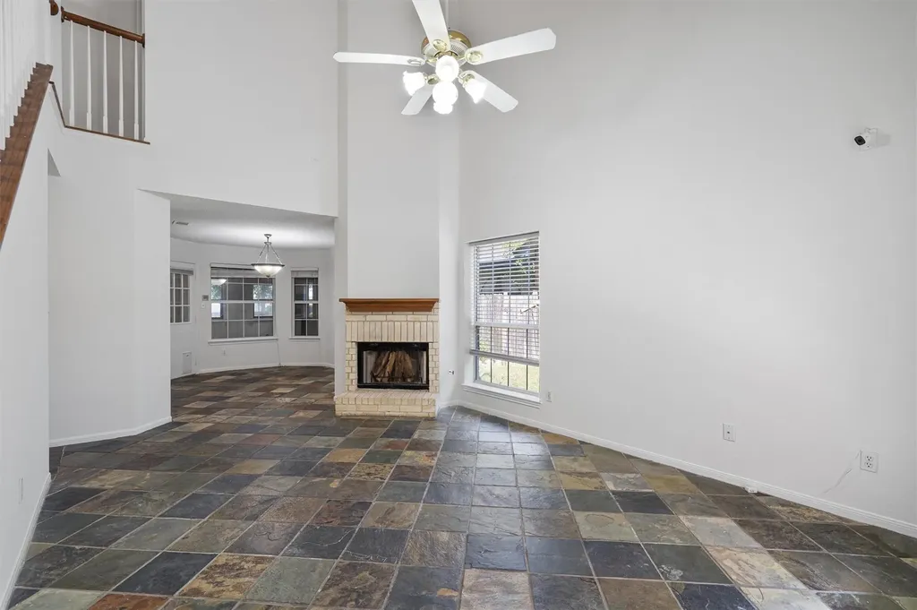 2307 Davis Street Taylor TX 76574