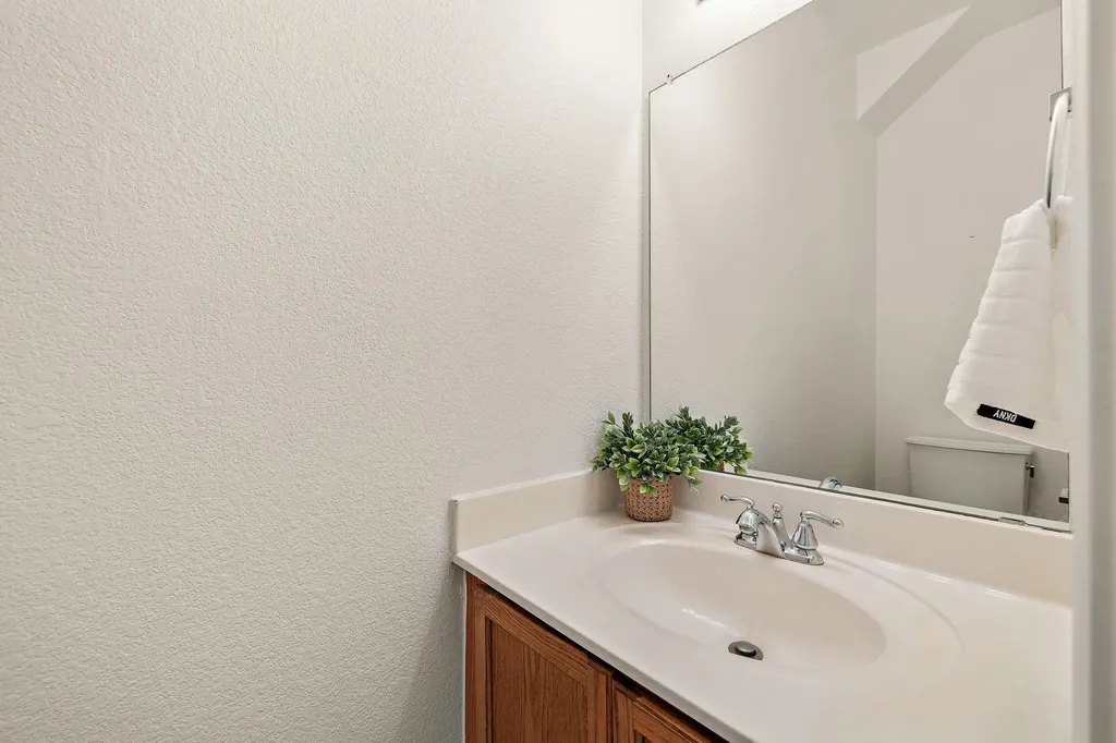 1701 Warwick Way Cedar Park TX 78613