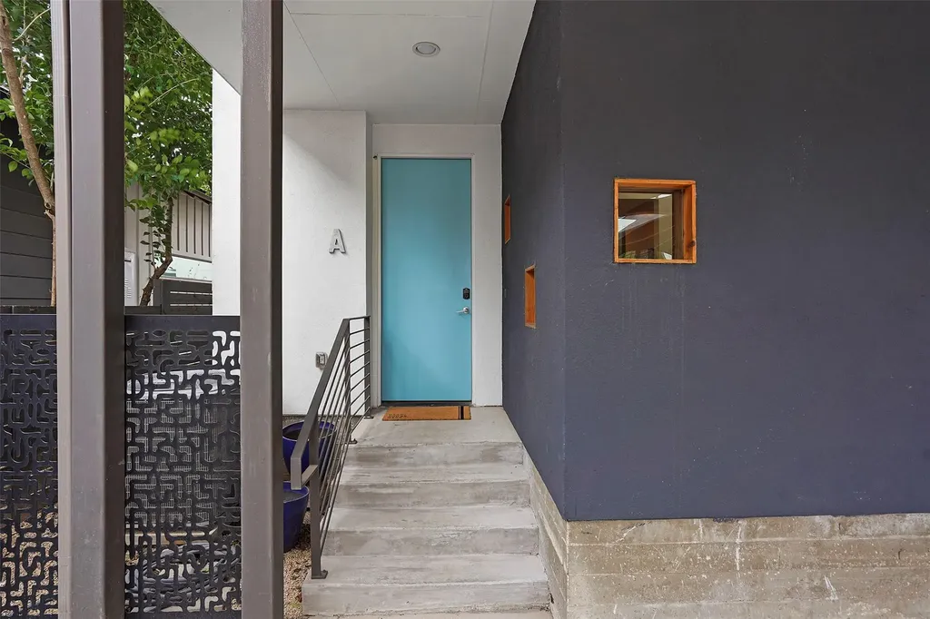 909 W Johanna Street Austin TX 78704
