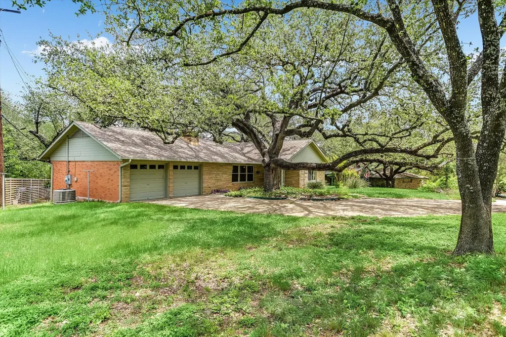 502 Sunset Circle Austin TX 78704