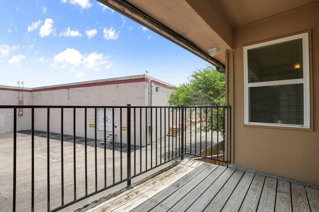 2600 Penny Lane Austin TX 78757