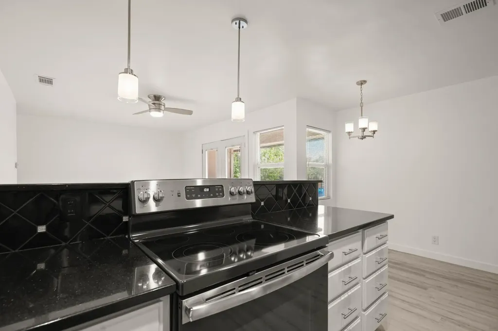 2600 Penny Lane Austin TX 78757