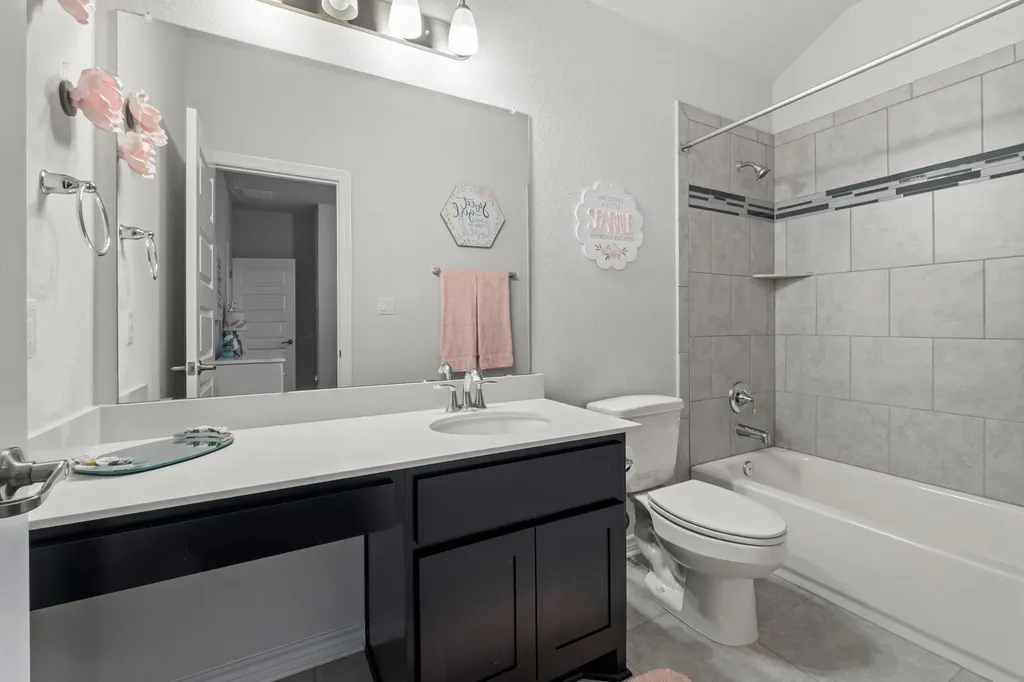 1673 Turtle Bay Loop Leander TX 78641