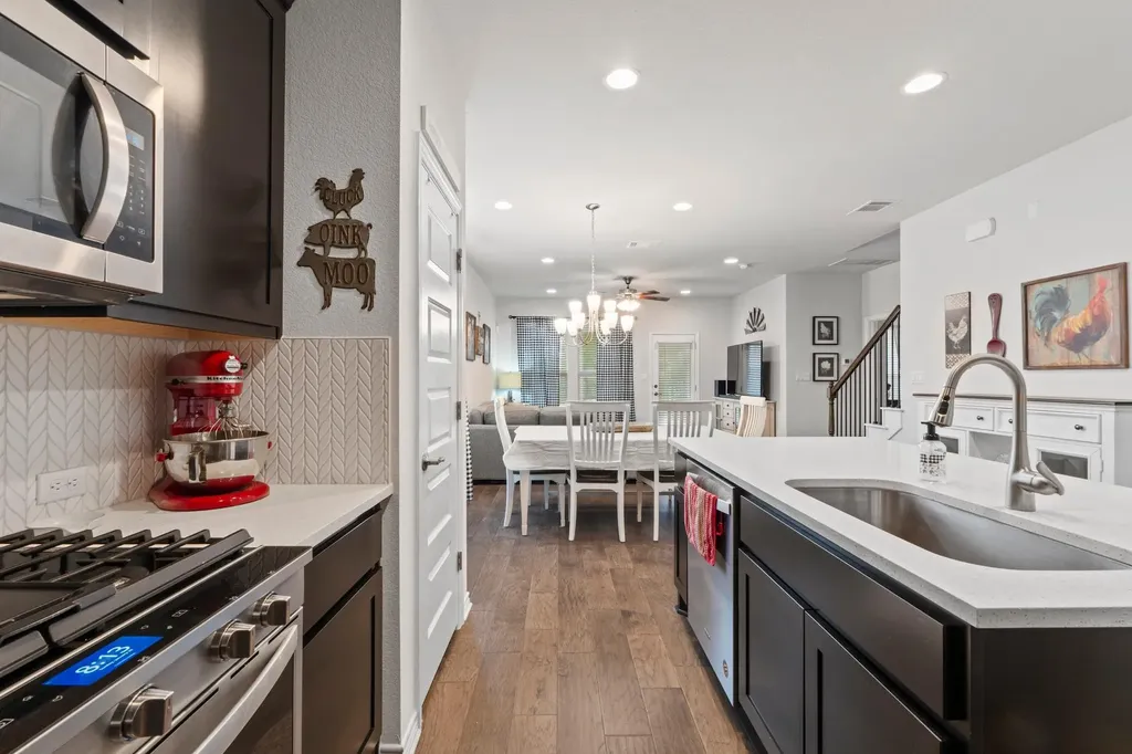 1673 Turtle Bay Loop Leander TX 78641