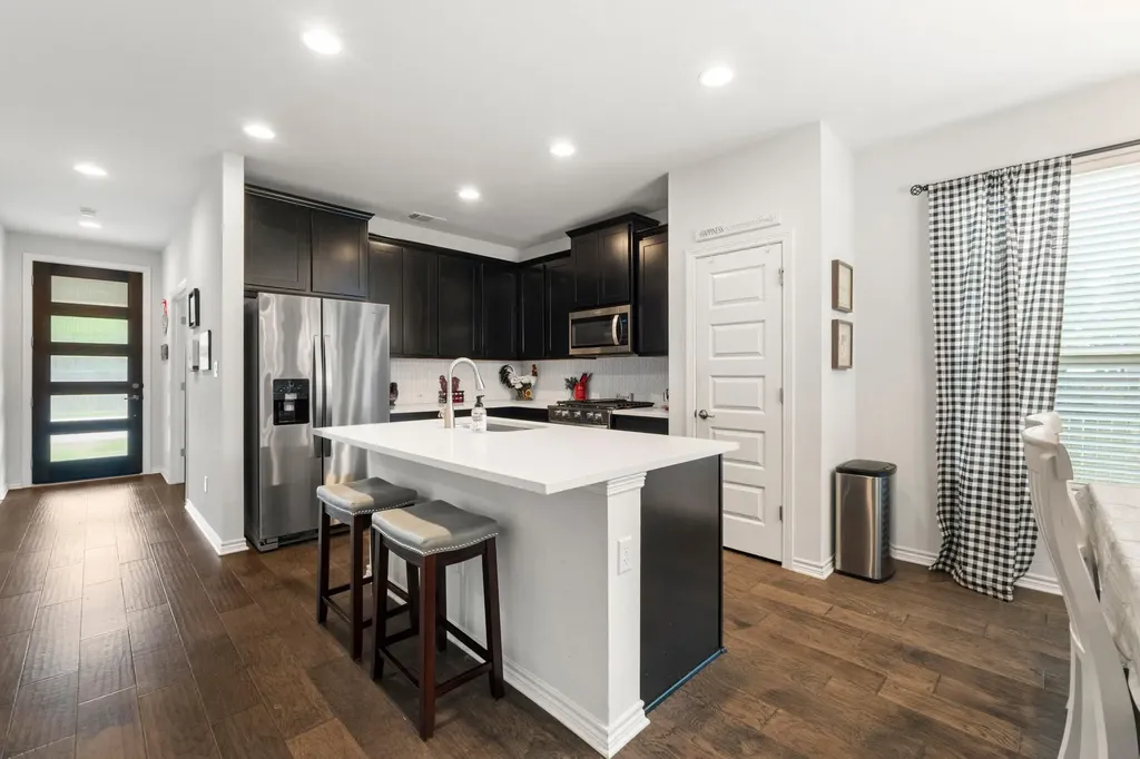 1673 Turtle Bay Loop Leander TX 78641