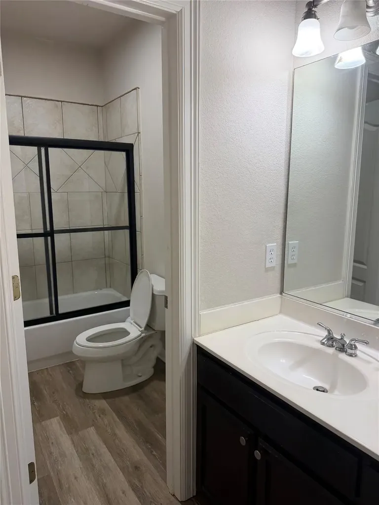 3200 Burks Lane Austin TX 78732