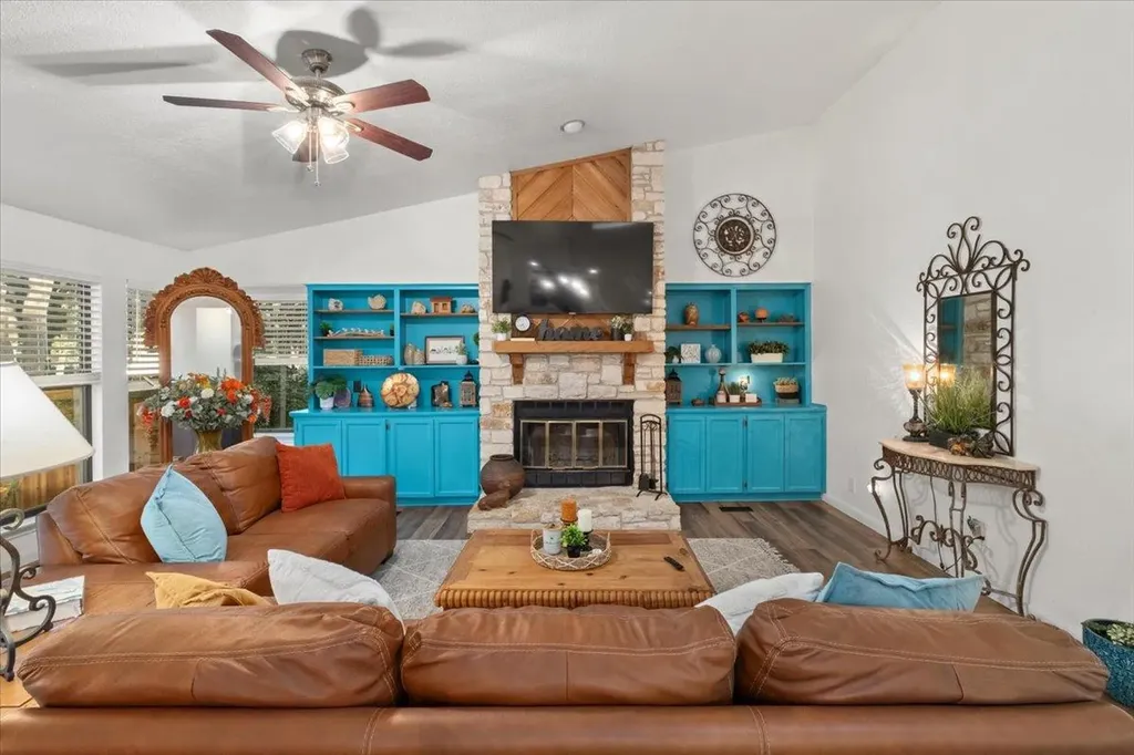 208 Daybreak Cove Buda TX 78610