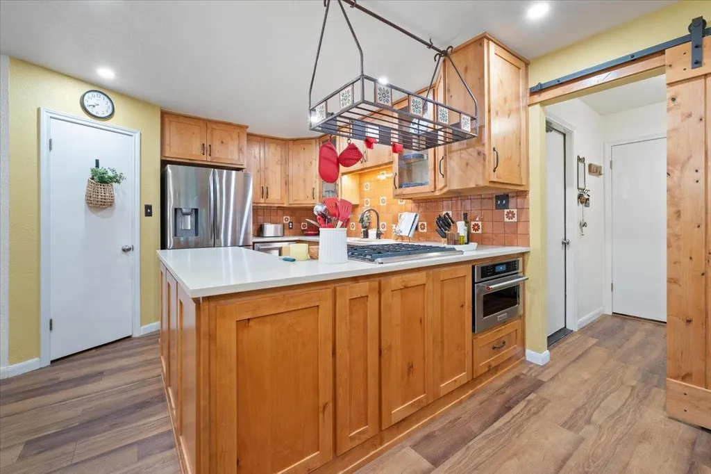 208 Daybreak Cove Buda TX 78610