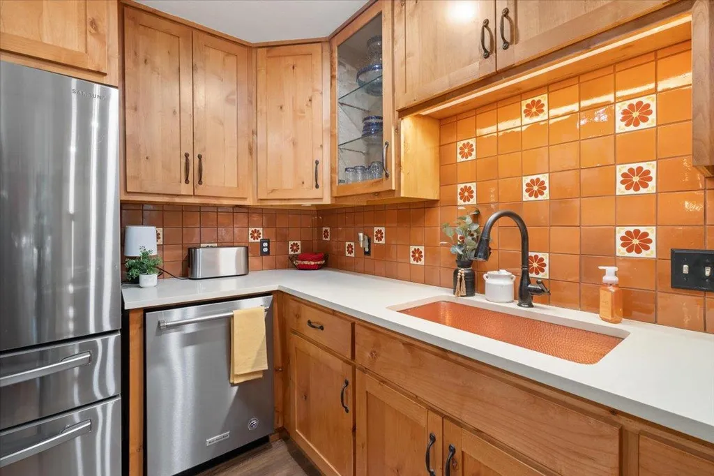 208 Daybreak Cove Buda TX 78610